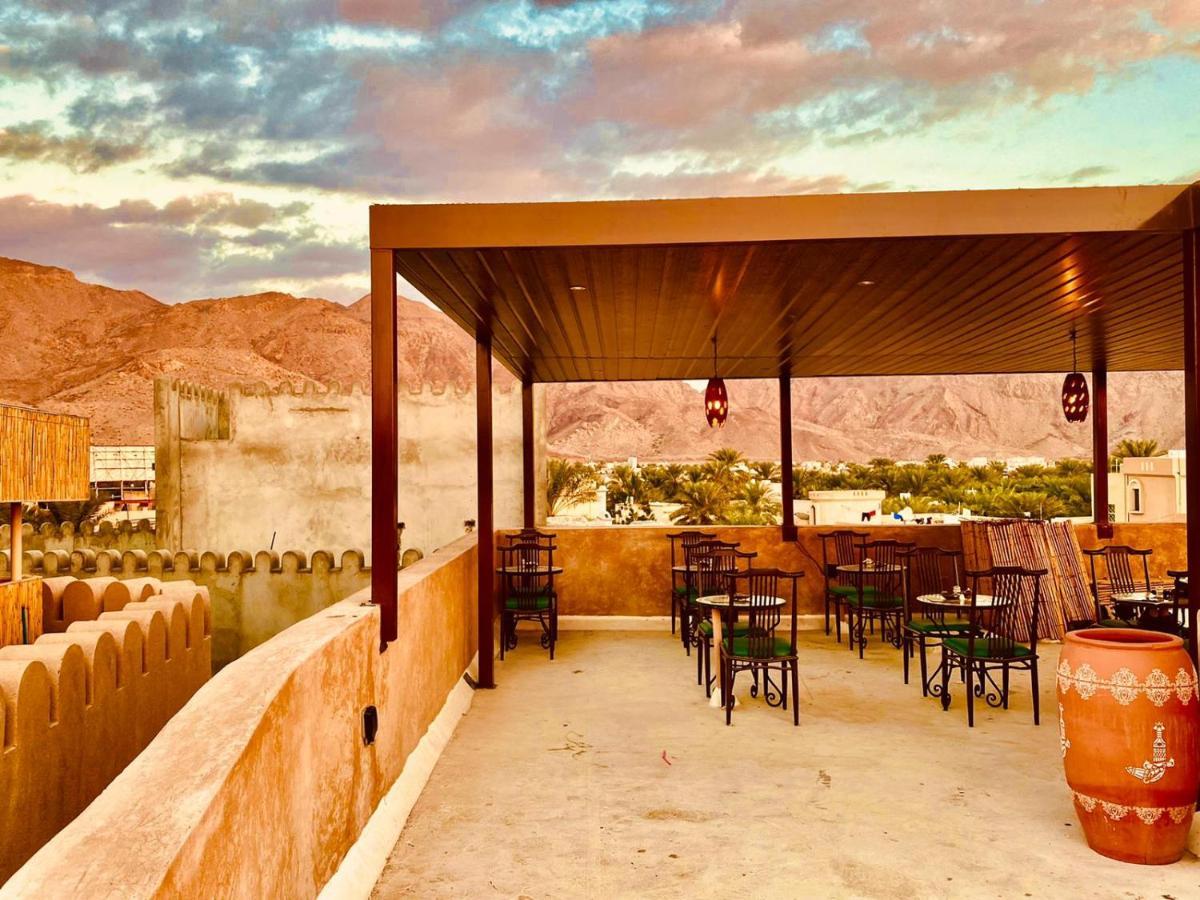Jawharat Alaqar Inn نزل جوهرة العقر Nizwa Exteriör bild